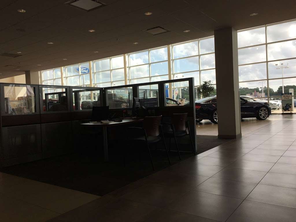 McRee Ford, Inc. | 2800 Gulf Fwy, Dickinson, TX 77539, USA | Phone: (832) 769-0200