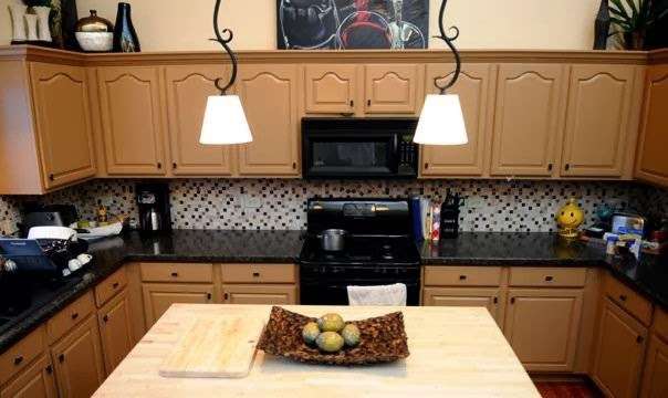 Save Wood Kitchen Cabinet Refinishers | 10059 Bode St, Plainfield, IL 60585, USA | Phone: (630) 922-9714