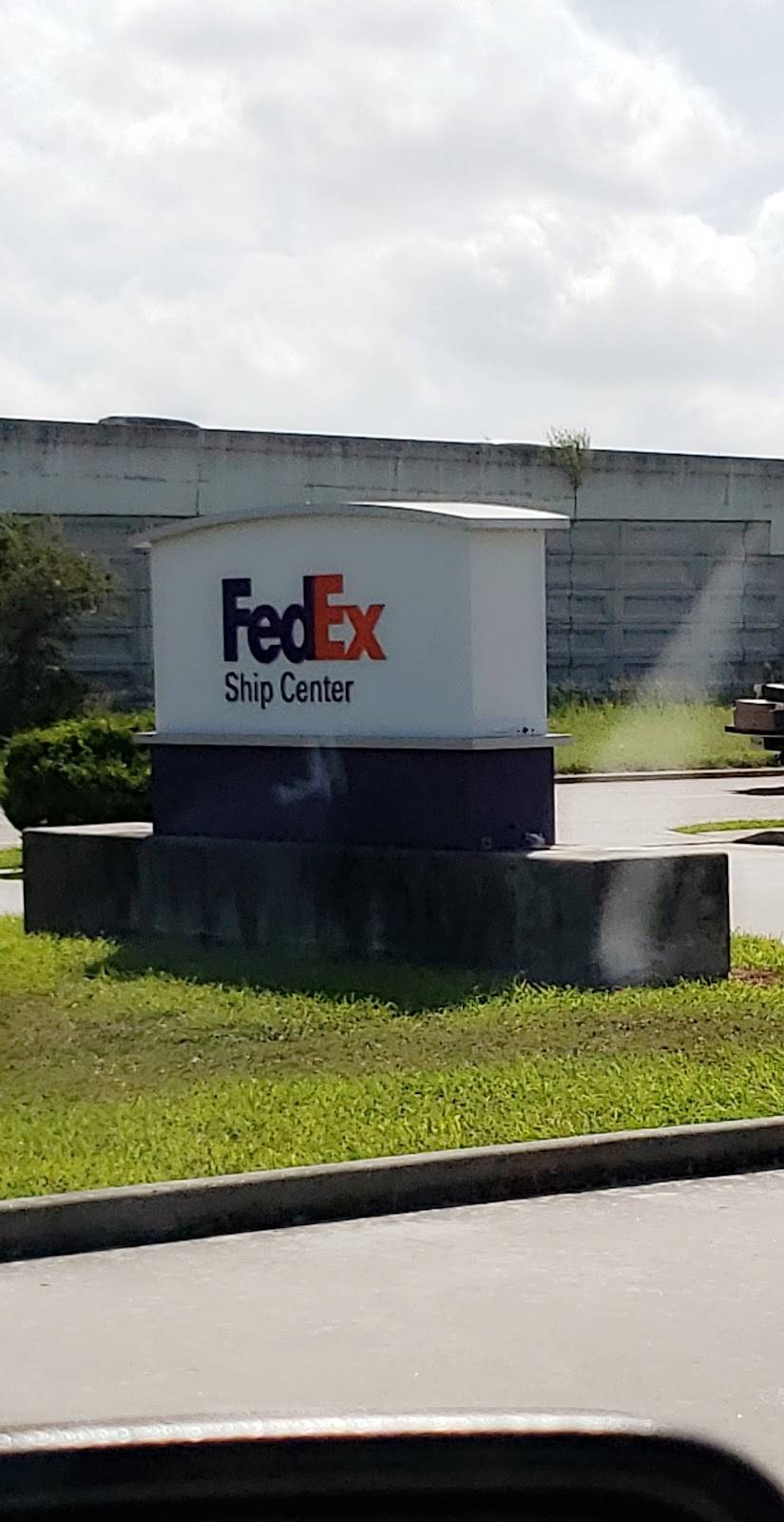 FedEx Ship Center | 201 S Padre Island Dr, Corpus Christi, TX 78405, USA | Phone: (800) 463-3339