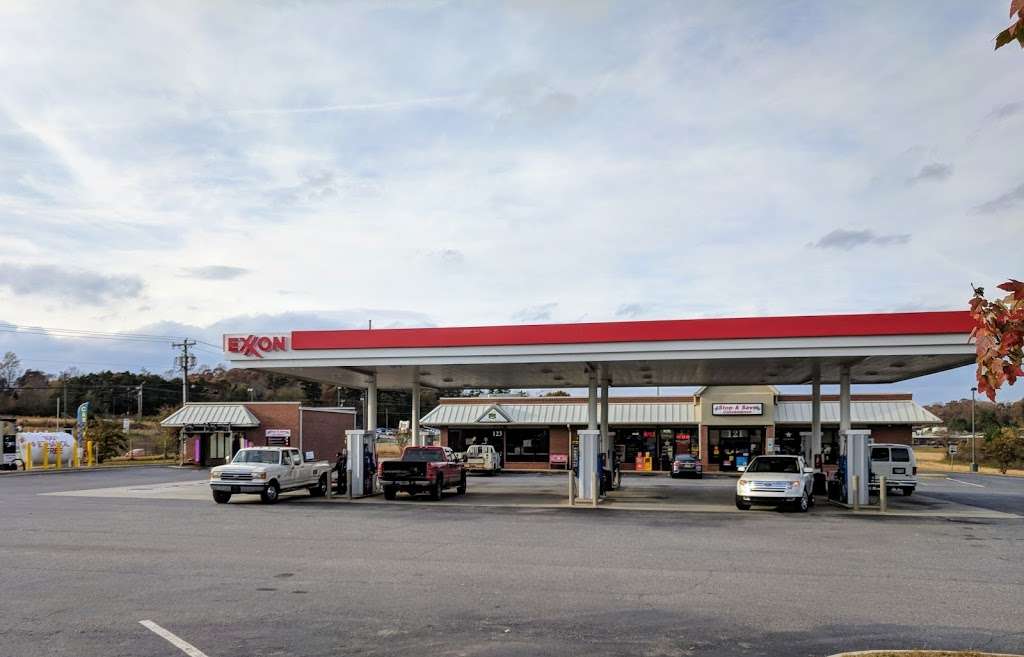 Exxon | 121 Julian Pl, Troutman, NC 28166, USA | Phone: (704) 528-7132