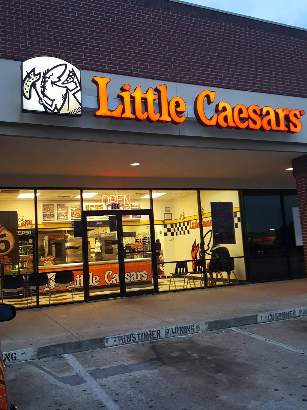 Little Caesars Pizza | 900 N Polk St #136, DeSoto, TX 75115, USA | Phone: (972) 228-0001