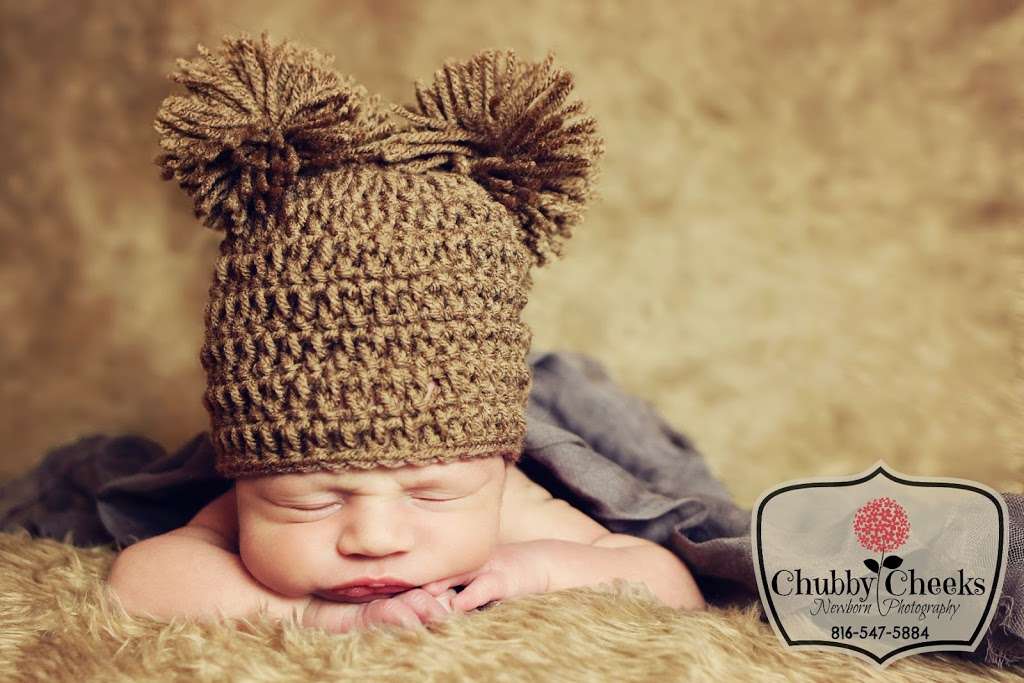 Chubby Cheeks Newborn Photography | 1302 NW Basswood Ct, Grain Valley, MO 64029 | Phone: (816) 547-5884