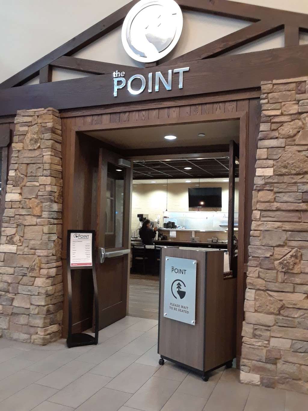 The Point Restaurant | 44538 40th St E, Lancaster, CA 93535 | Phone: (661) 946-4520