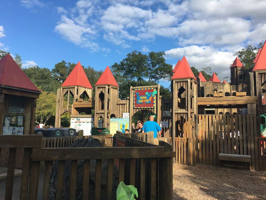 Central Park- Kids Castle Doylestown | 425 Wells Rd, Doylestown, PA 18901, USA | Phone: (215) 348-9915