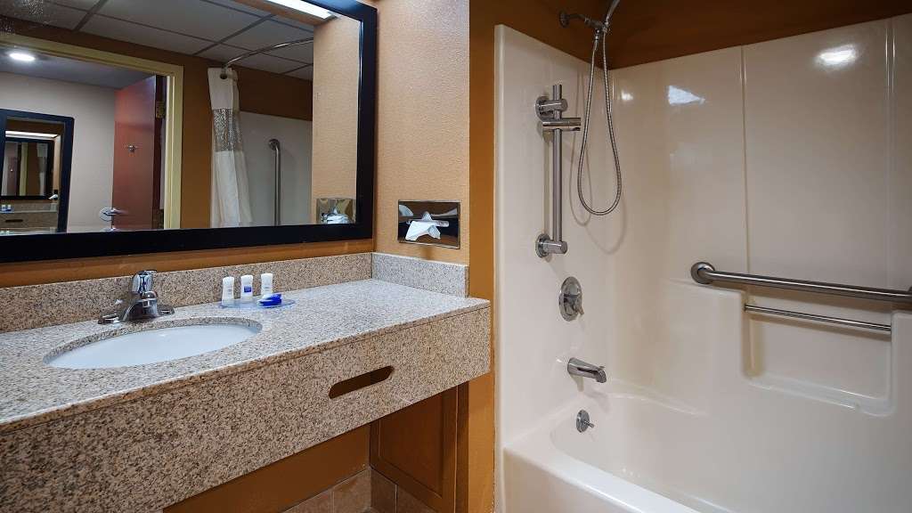 Best Western Burlington Inn | 2020 County Rd 541, Westampton, NJ 08060, USA | Phone: (609) 261-3800