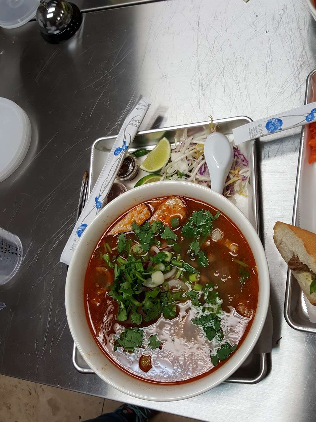 Two Bowls Bun Bo Hue | 13080 Bellaire Blvd A, Houston, TX 77072, USA | Phone: (832) 672-3961