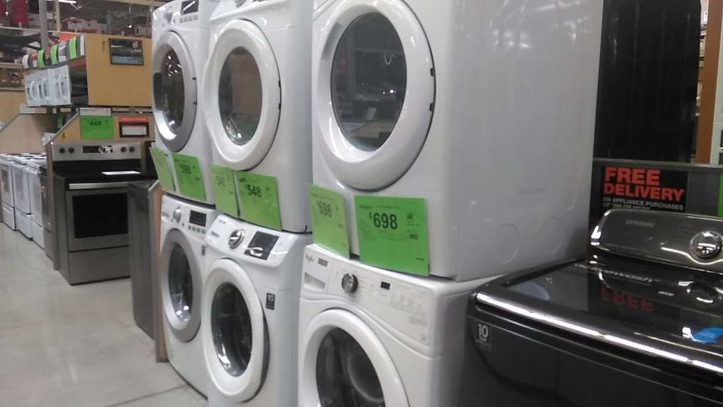 Appliances Showroom at The Home Depot | 1000 Suburban Dr, Newark, DE 19711, USA | Phone: (302) 369-7080