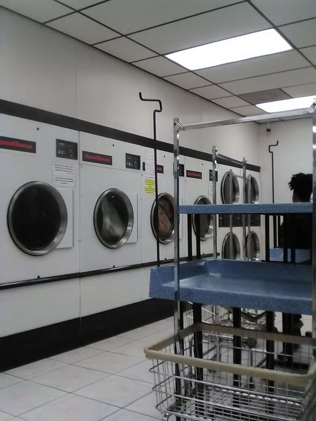 Clemmers Laundry | 121 E Hudson Blvd, Gastonia, NC 28054, USA | Phone: (704) 854-3427