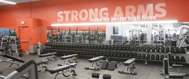 Blink Fitness | 26475 Hoover Rd, Warren, MI 48089, USA | Phone: (586) 381-7058