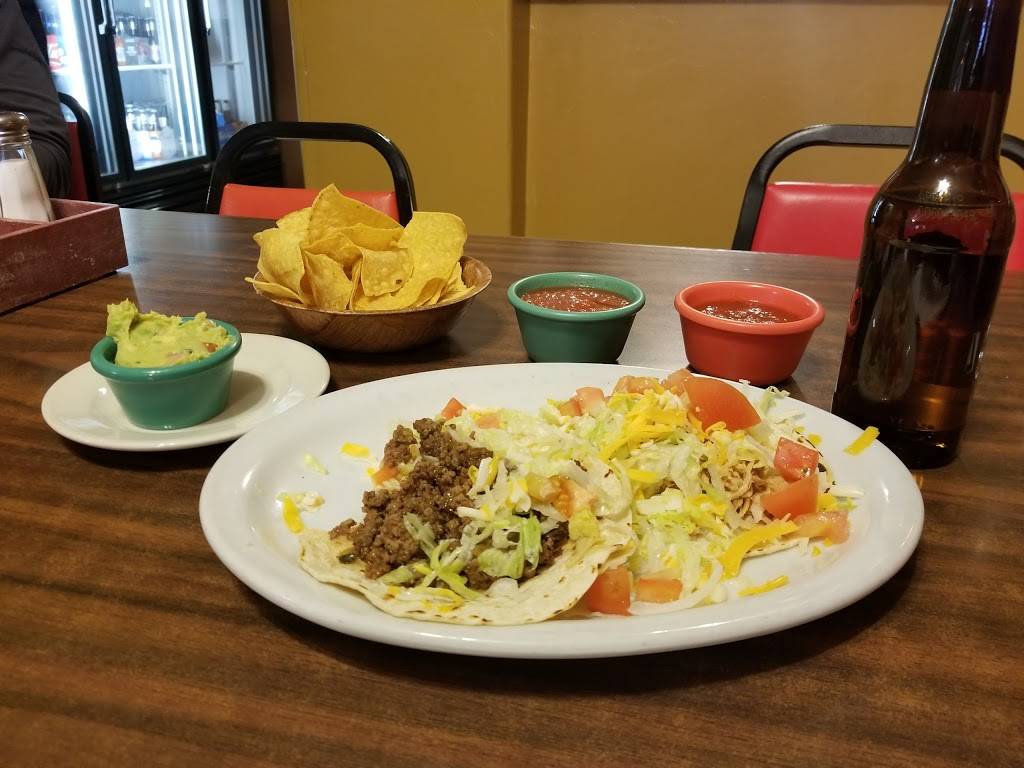 Los Nopales Restaurant | 3051 S Kinney Rd, Tucson, AZ 85713, USA | Phone: (520) 883-5353