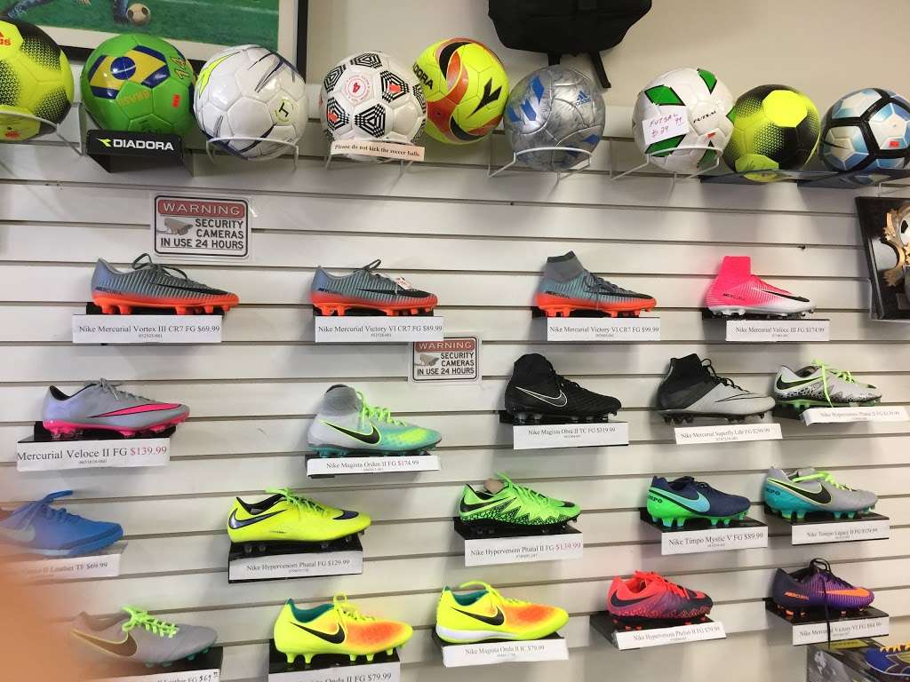 Soccer USA | 6612 Mission Gorge Rd A, San Diego, CA 92120, USA | Phone: (619) 282-8322