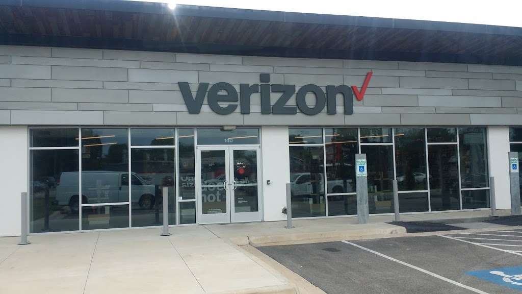 Verizon | 2400 N Shepherd Dr Suite 140, Houston, TX 77008, USA | Phone: (281) 661-3686