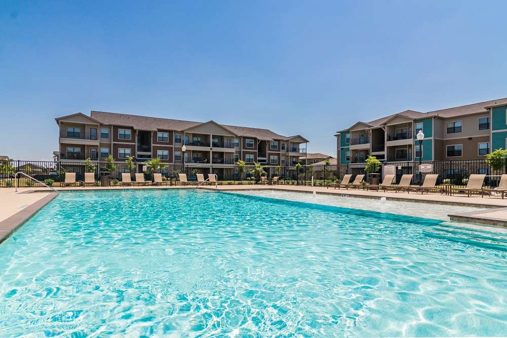 Crenshaw Grand Apartments | 5400 Crenshaw Rd, Pasadena, TX 77505, USA | Phone: (832) 835-0700