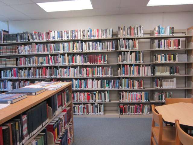 Gaston College Library - Lincoln Campus | 511 S Aspen St, Lincolnton, NC 28092, USA | Phone: (704) 748-5244