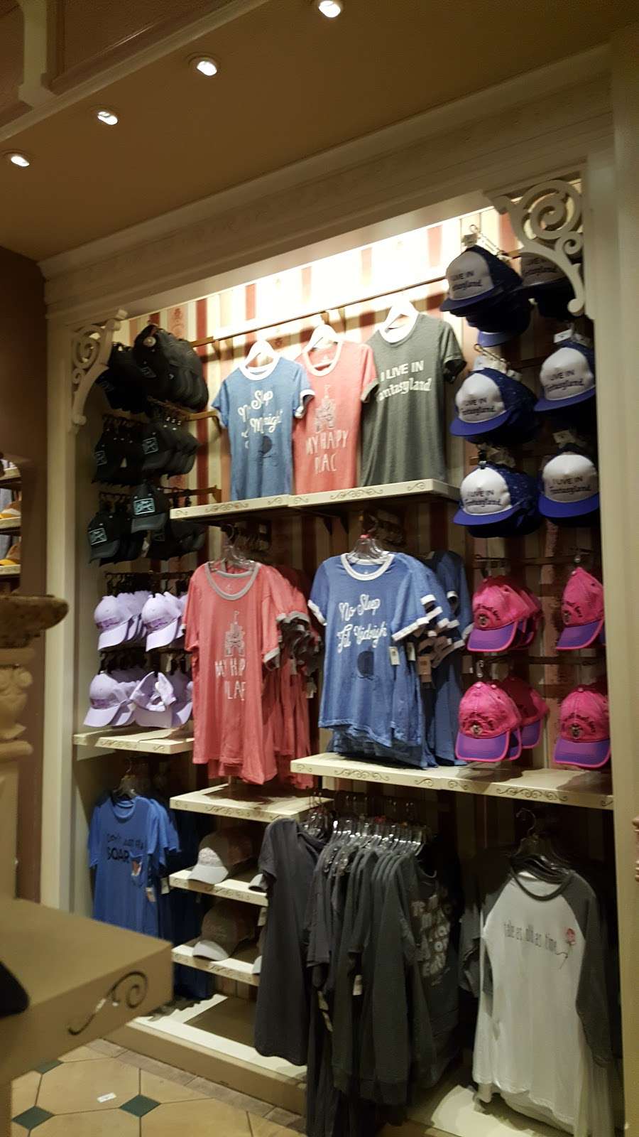 Main Street Fashion and Apparel | Orlando, FL 32836, USA