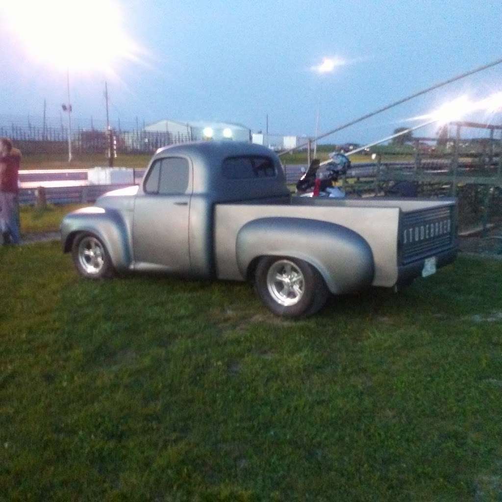 CB Stoneys Bait And Tackle | 501-599 Park St, Osborn, MO 64474, USA | Phone: (816) 244-9409