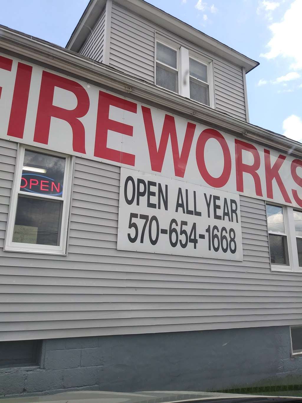 Springbrook Fireworks Inc | 501 Ziegler St, Pittston, PA 18641, USA | Phone: (570) 654-1668