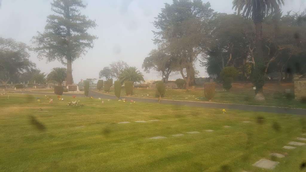 Calvary Catholic Cemetery | 304 Magnolia Ave, Petaluma, CA 94952, USA | Phone: (707) 762-8462