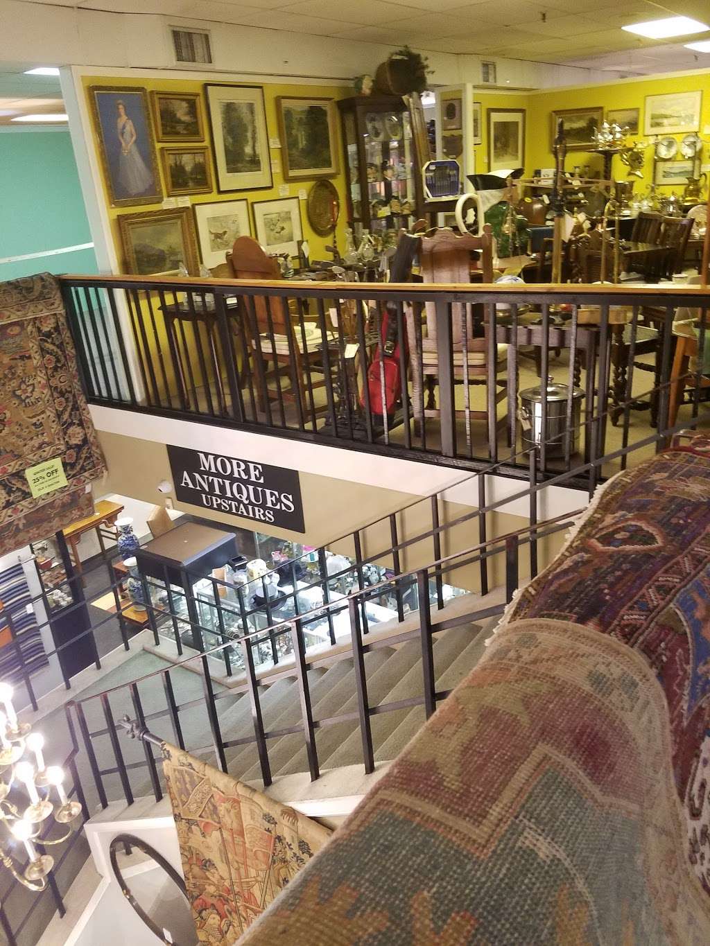 Mission Road Antique Mall | 4101 W 83rd St, Prairie Village, KS 66208, USA | Phone: (913) 341-7577