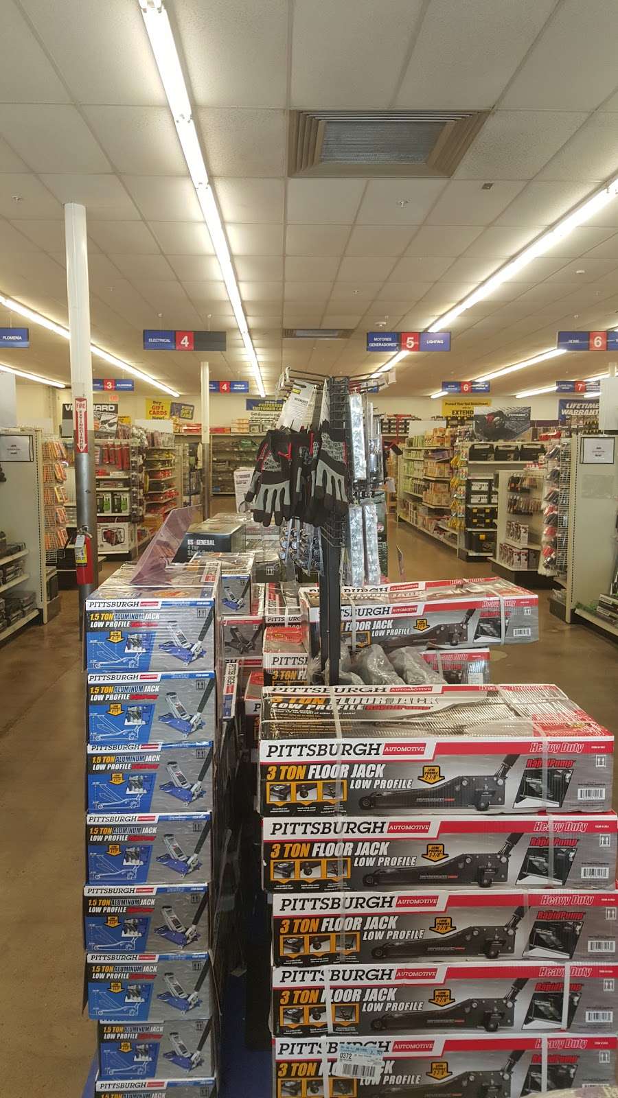 Harbor Freight Tools | 3235 Broadway St, Pearland, TX 77581 | Phone: (281) 485-2820