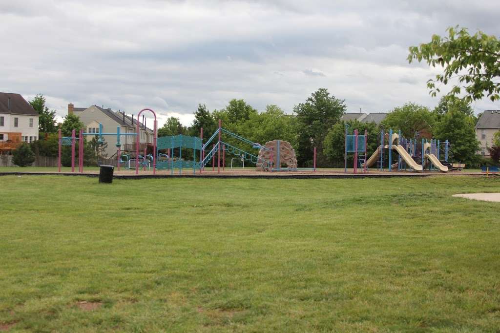 Dominion Trail Elementary School | 44045 Bruceton Mills Ci, Ashburn, VA 20147, USA | Phone: (571) 252-2340