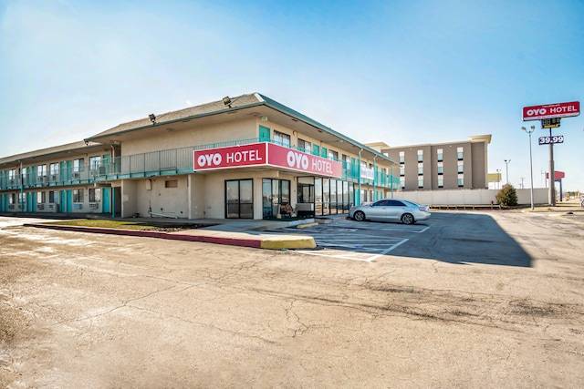 OYO Hotel Oklahoma City Northeast | 11900 N I- 35 Service Rd, Oklahoma City, OK 73131, USA | Phone: (405) 395-2022