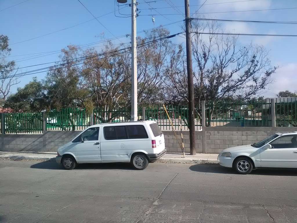 Primaria Francisco J.Mugica | Calle Rafael Sanchez Tapia, Lazaro Cardenas, 22510 Tijuana, B.C., Mexico