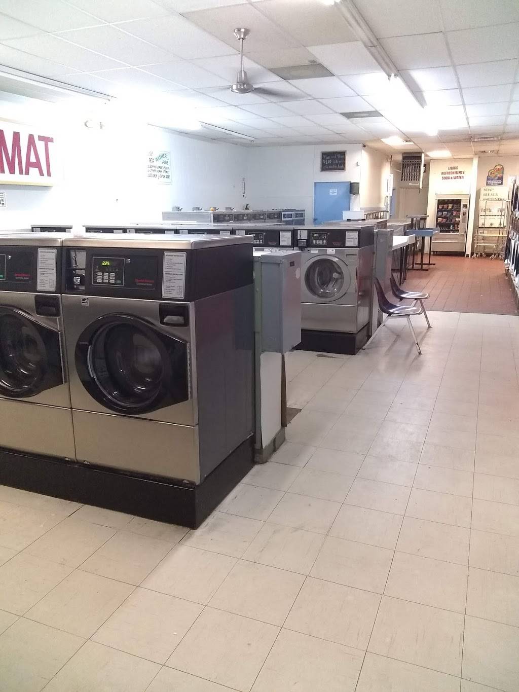 Sunrise East Laundromat | 464 Malley Dr, Northglenn, CO 80233, USA | Phone: (303) 578-9274