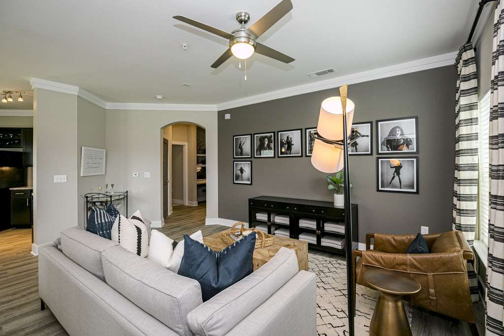 Satori at Long Meadow Apartments | 5830 Meadow Ranch Pkwy, Richmond, TX 77407, USA | Phone: (832) 780-5003