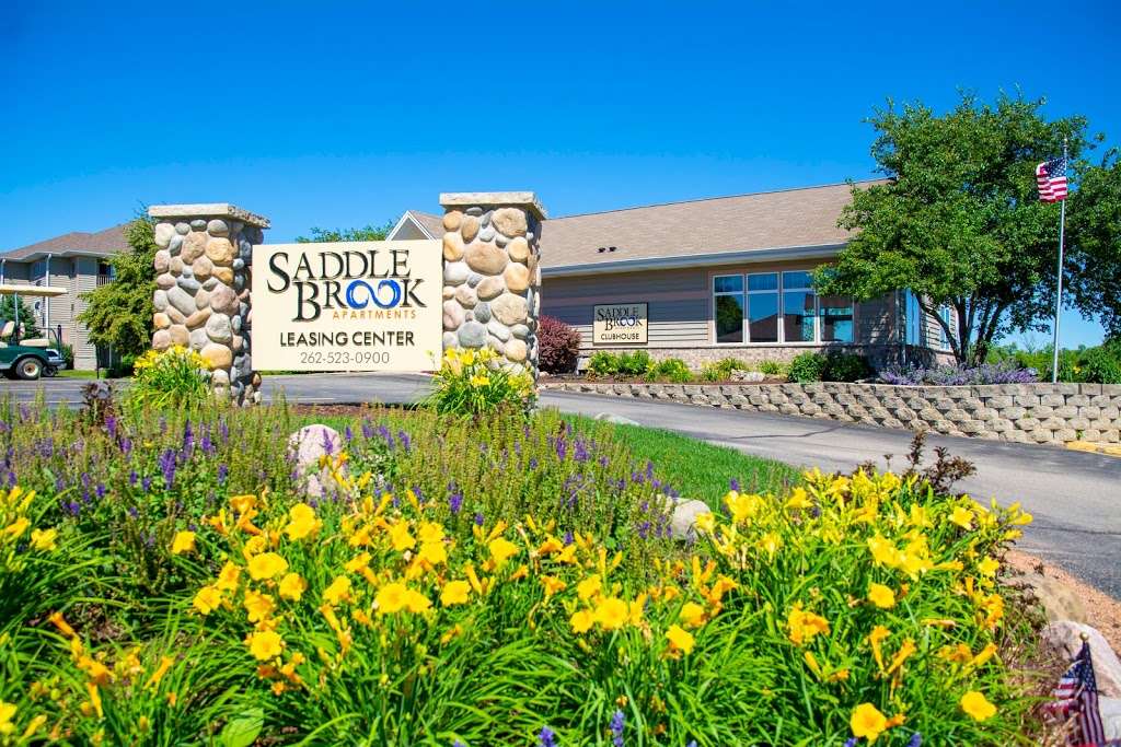 Saddle Brook Apartments | N24 W24242, Saddle Brook Dr, Pewaukee, WI 53072, USA | Phone: (262) 523-0900