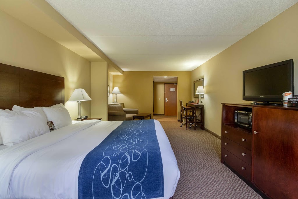 Comfort Suites Near Gettysburg Battlefield Visitor Center | 945 Baltimore Pike, Gettysburg, PA 17325, USA | Phone: (717) 334-6715