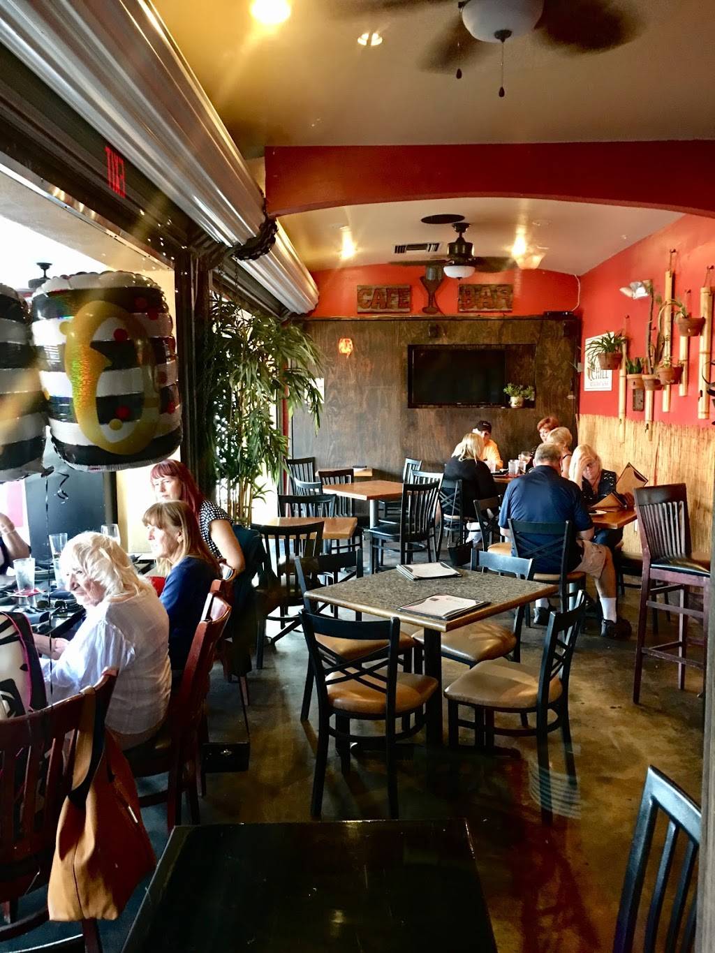 Chill Restaurant & Bar | 357 Corey Ave, St Pete Beach, FL 33706, USA | Phone: (727) 360-2445