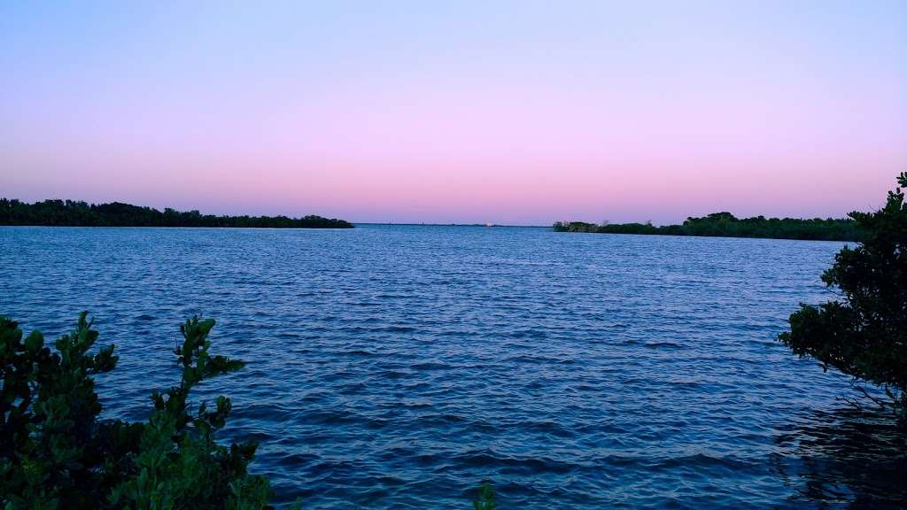 beacon 42 boat ramp, courtenay pkwy n, florida, usa