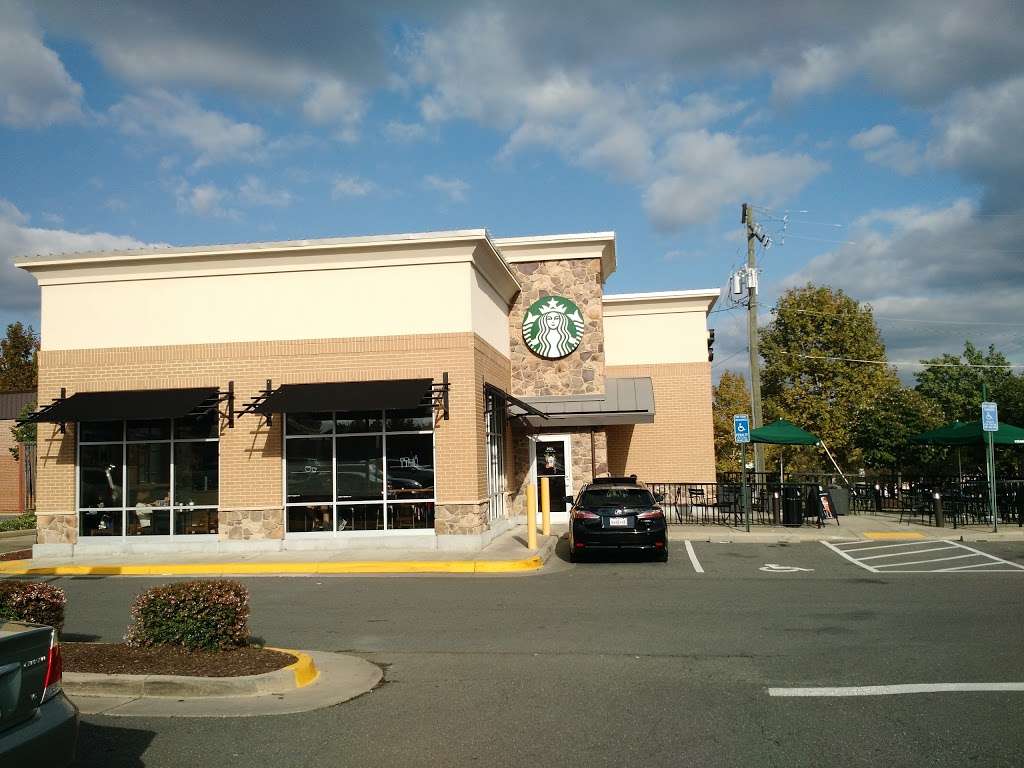 Starbucks | 10930 Fairfax Blvd, Fairfax, VA 22030, USA | Phone: (703) 218-5403
