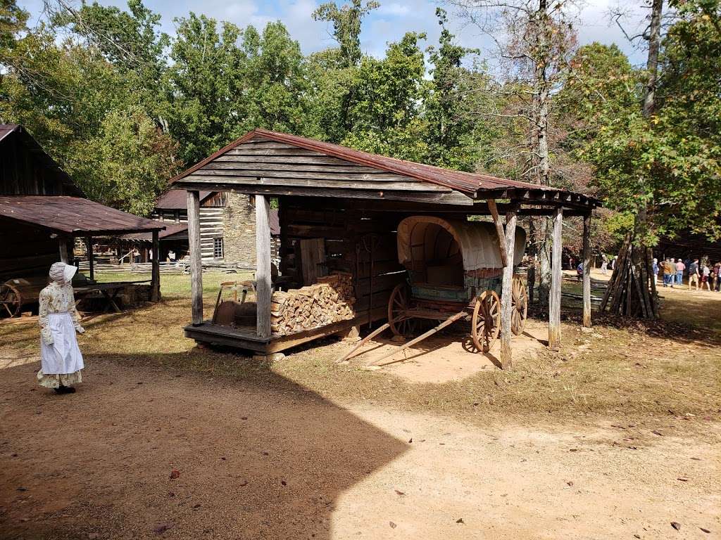 Hart Square Village | 5055 Hope Rd, Vale, NC 28168, USA | Phone: (828) 528-5029