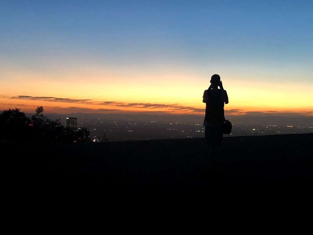 Burbank Peak | Tree of Life Trail, Los Angeles, CA 90068, USA