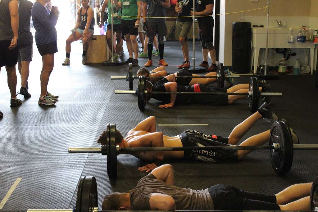 KJ CrossFit | 1566 Vista View Dr Unit B, Longmont, CO 80504, USA | Phone: (720) 899-0130