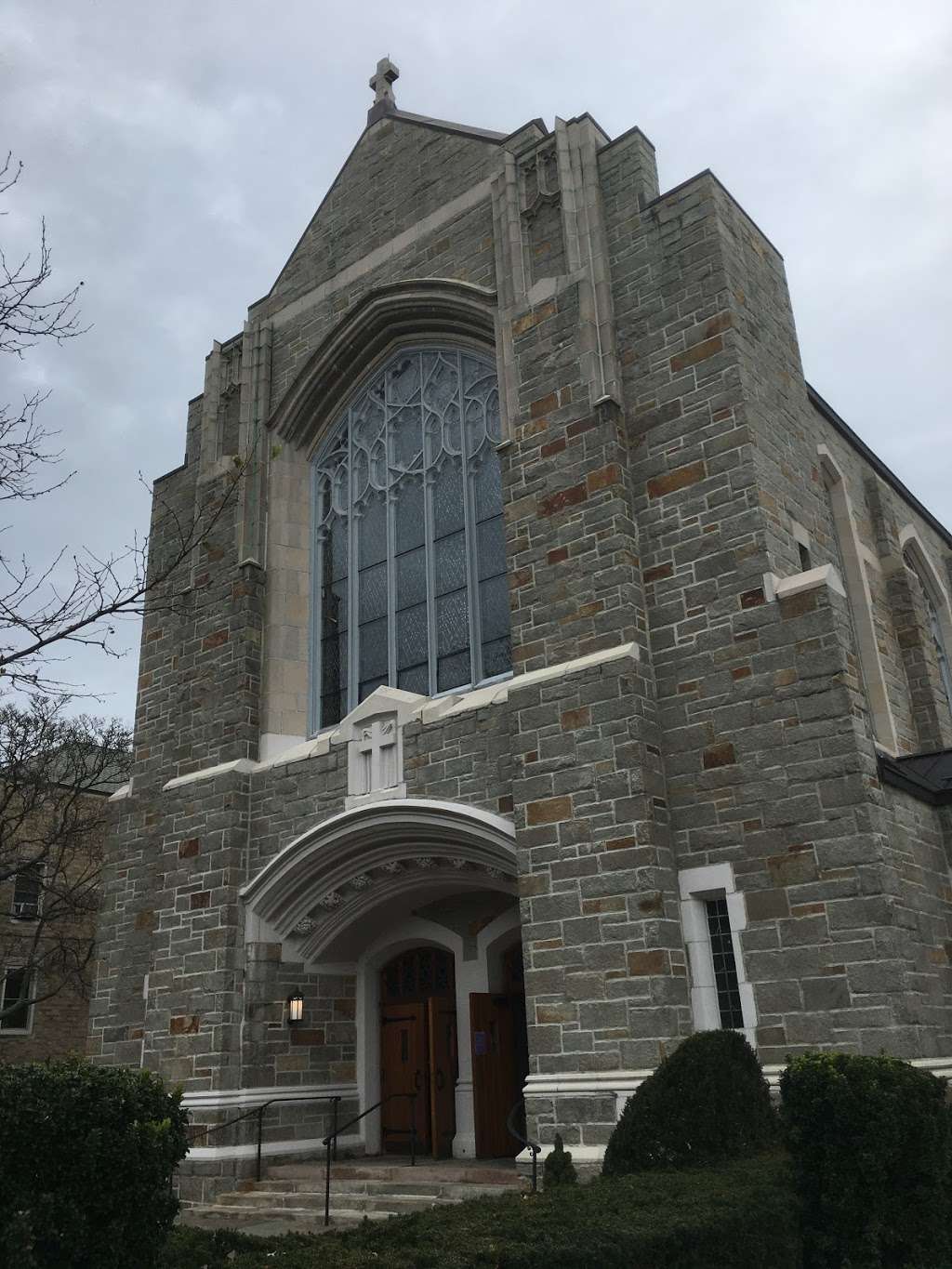 Saint Augustines Church - church  | Photo 10 of 10 | Address: 18 Cherry Ave, Larchmont, NY 10538, USA | Phone: (914) 834-1220