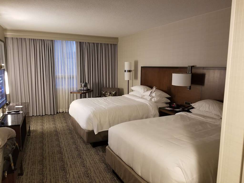 Houston Airport Marriott at George Bush Intercontinental | 18700 John F Kennedy Blvd, Houston, TX 77032, USA | Phone: (281) 443-2310