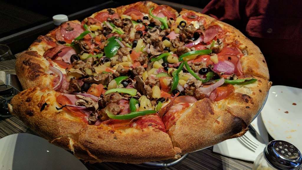 Stuft Pizza | 1426 Dempsey Rd, Milpitas, CA 95035, USA | Phone: (408) 262-4343