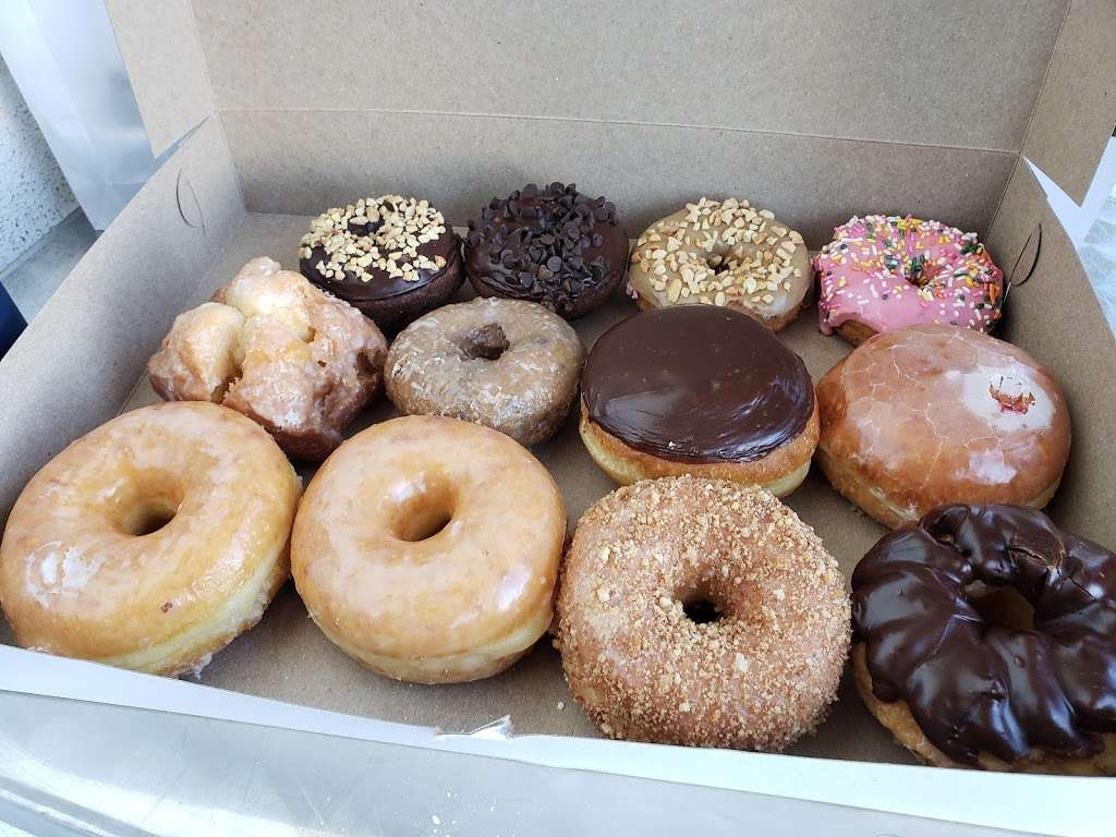 Spudnut Doughnuts | 600 S Victoria Ave # A300, Oxnard, CA 93035, USA | Phone: (805) 382-2979