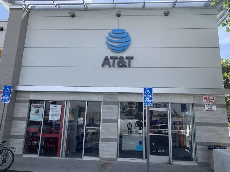 AT&T Store | 1902A Lincoln Blvd, Santa Monica, CA 90405, USA | Phone: (424) 299-4410