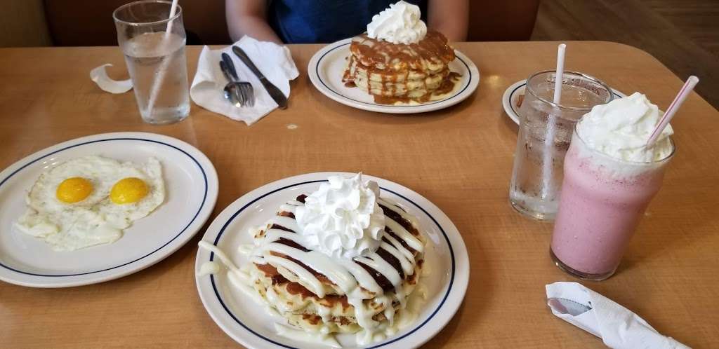 IHOP | 810 US-46, Kenvil, NJ 07847, USA | Phone: (973) 927-7899