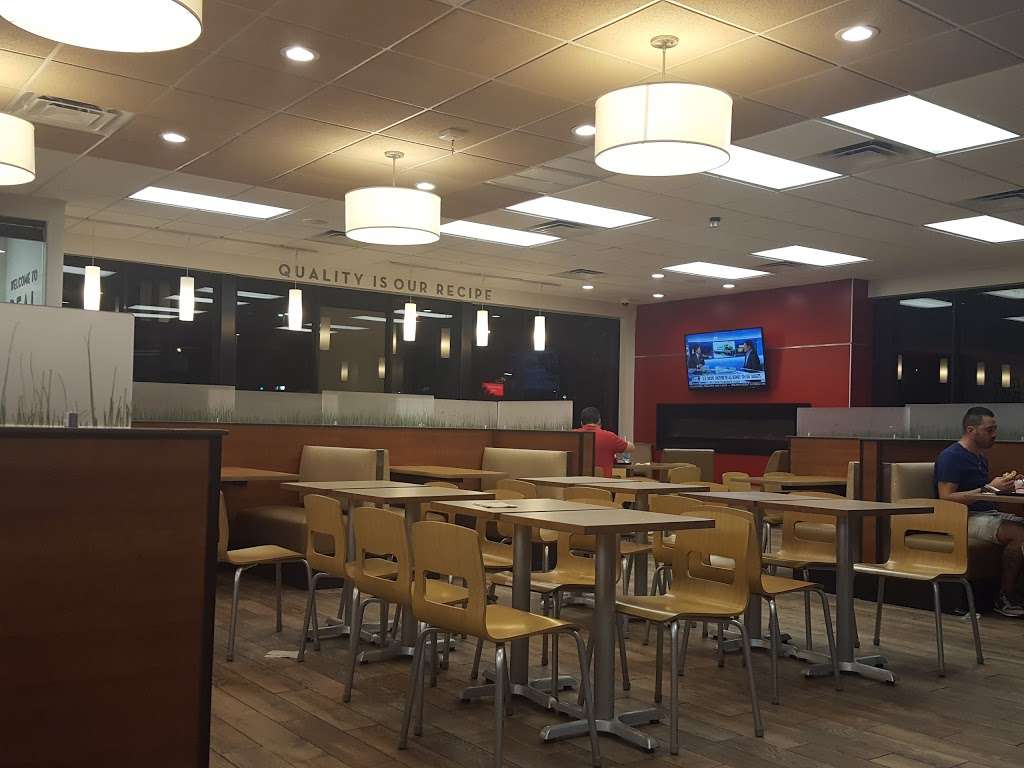 Wendys | 46 E 49th St, Hialeah, FL 33013, USA | Phone: (305) 821-6482