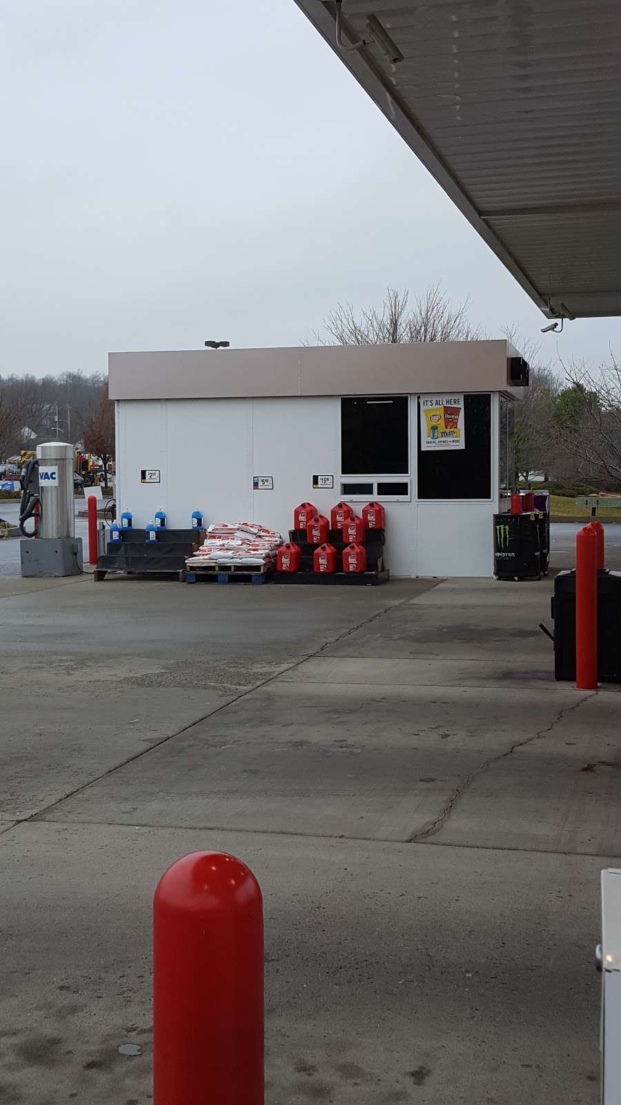 Giant Gas Station | 350 Scarlet Rd, Kennett Square, PA 19348, USA