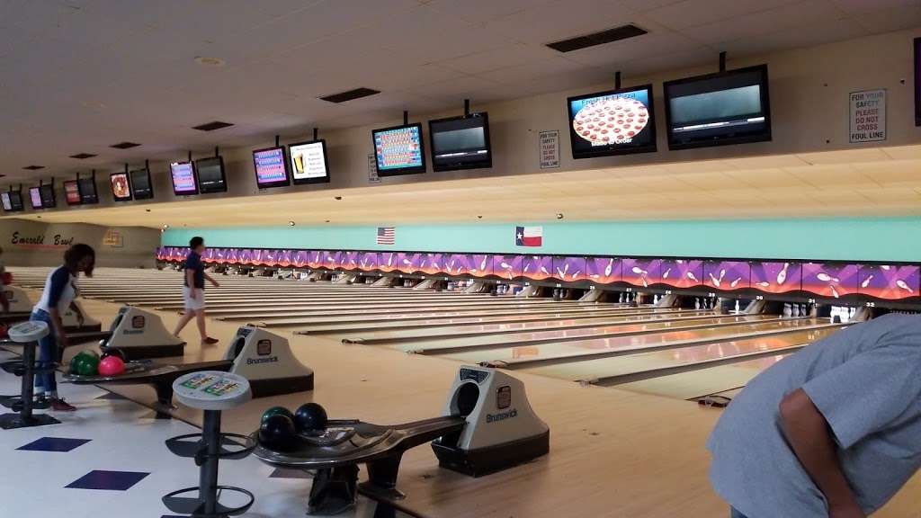 Emerald Bowl | 9307 Boone Rd, Houston, TX 77099, USA | Phone: (281) 933-6180