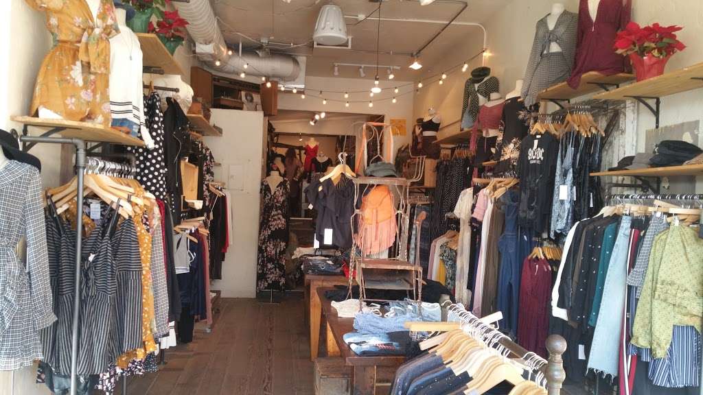 Timeless Boutique | 7513 Melrose Ave, Los Angeles, CA 90046, USA | Phone: (323) 655-2133