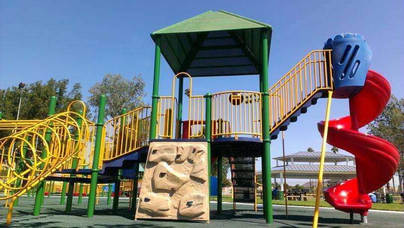 La Sierra Park | 5215 La Sierra Ave, Riverside, CA 92505 | Phone: (951) 826-2000