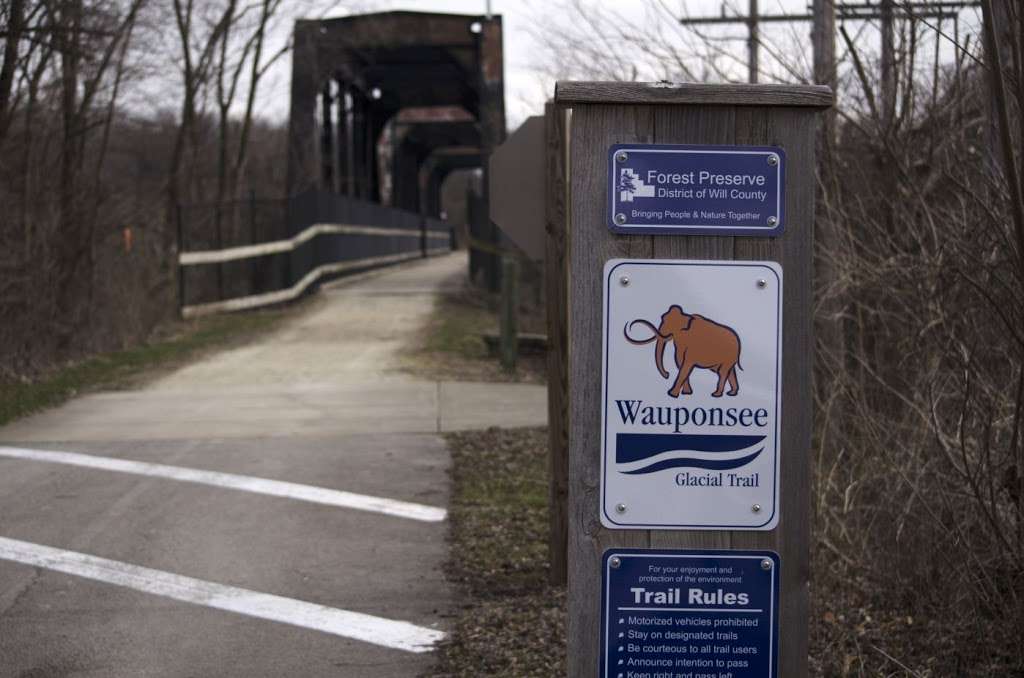 Wauponsee Trailhead | Manhattan, IL 60442, USA | Phone: (815) 423-6370