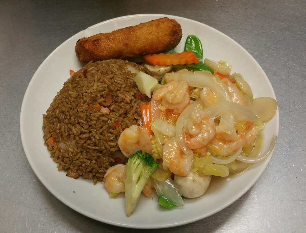 China Wok | 540 E Main St B, Genoa, IL 60135, USA | Phone: (815) 784-9688